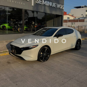 Mazda 3 Signature 2025